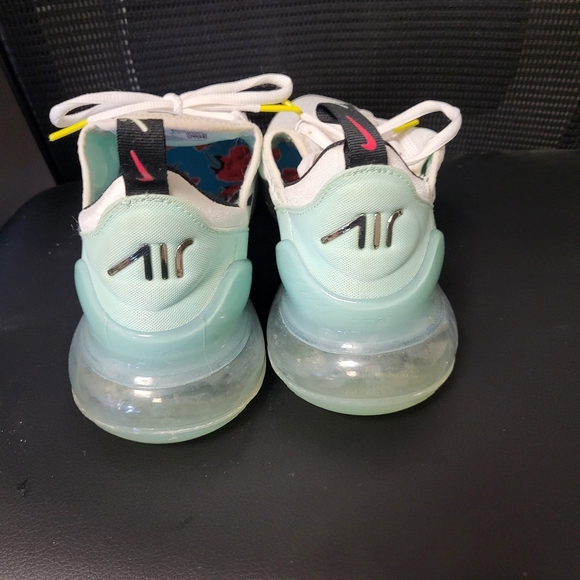 Ladies Sneakers - Picture 3 of 3